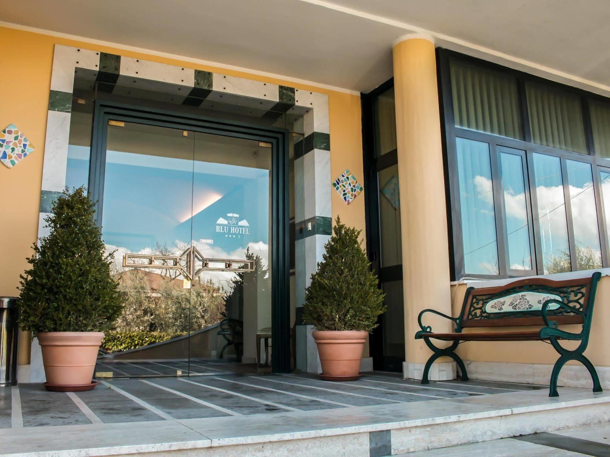 Blu Hotel San Nicola Manfredi Buitenkant foto